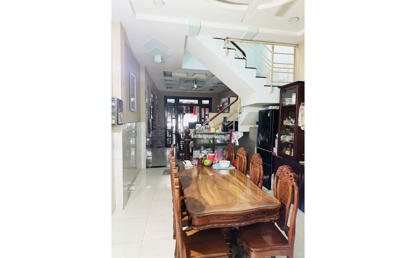 D2003 ⚡️ nhà Mặt tiền Nguyễn Thị Kiểu Q12, SHR, Vuông, 3 tầng, 9.x tỷ